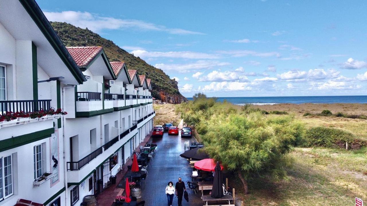 Hostal De Berria Santoña エクステリア 写真